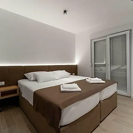 Apartmanhotel Malo 3*