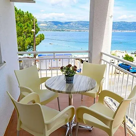 Aparthotel Malo Trogir